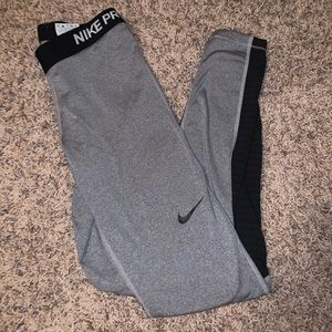 NIKE LEGGINGS